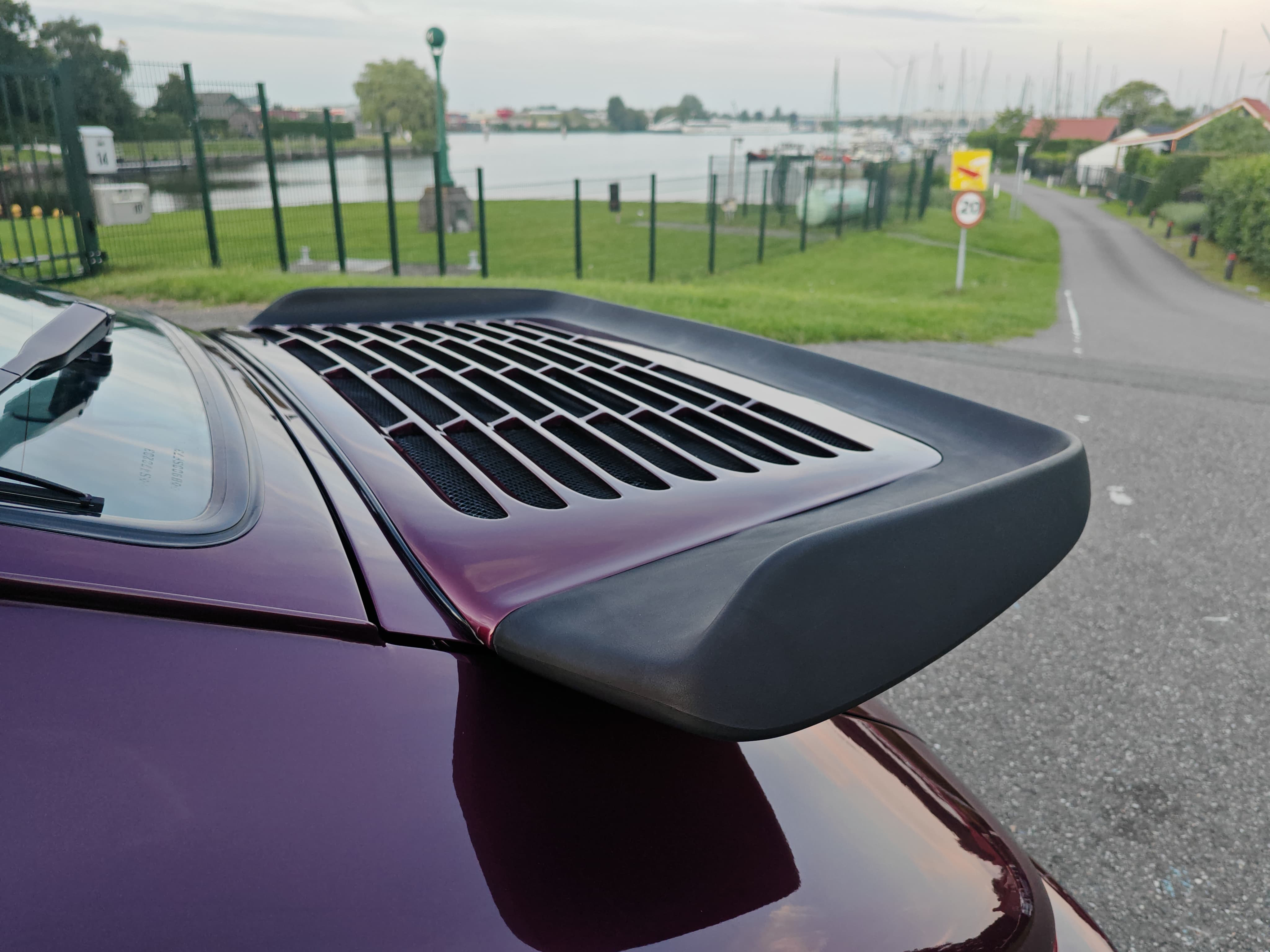 Porsche 964 Turbo Purple  Amethyst